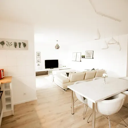 Bonquartier - Gross & Stylisch - Zentral & Komfortabel سيغبورغ