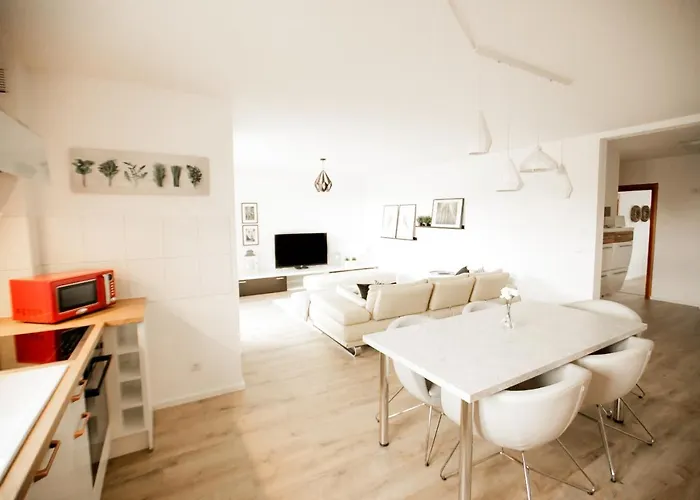 Bonquartier - Gross & Stylisch - Zentral & Komfortabel ジークブルク